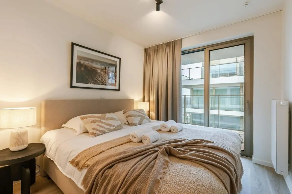 Huswell - Beautiful Apartment Overlooking The Marina Ostend