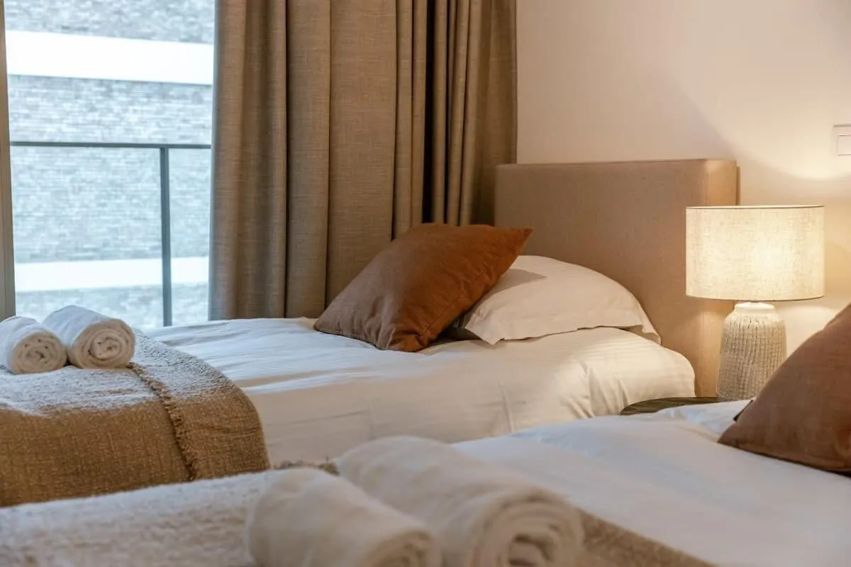 Huswell - Beautiful Apartment Overlooking The Marina Ostend