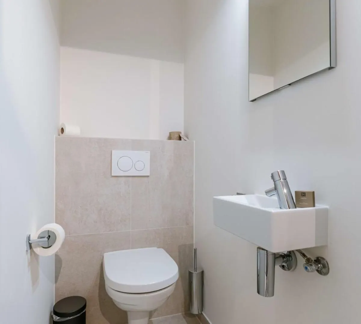 Huswell - Beautiful Apartment Overlooking The Marina Ostend