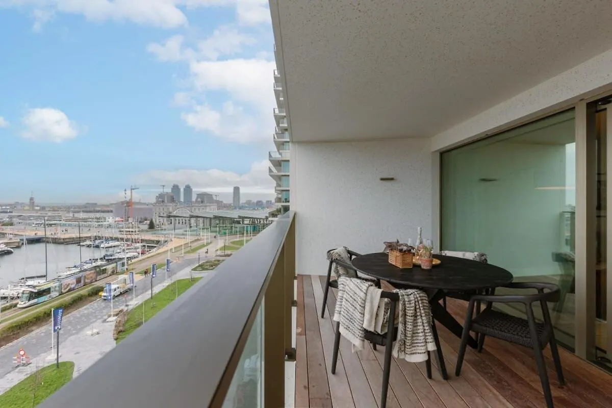 Huswell - Beautiful Apartment Overlooking The Marina Ostend