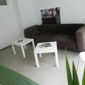 Apartment Backpackers Station, Ostende
