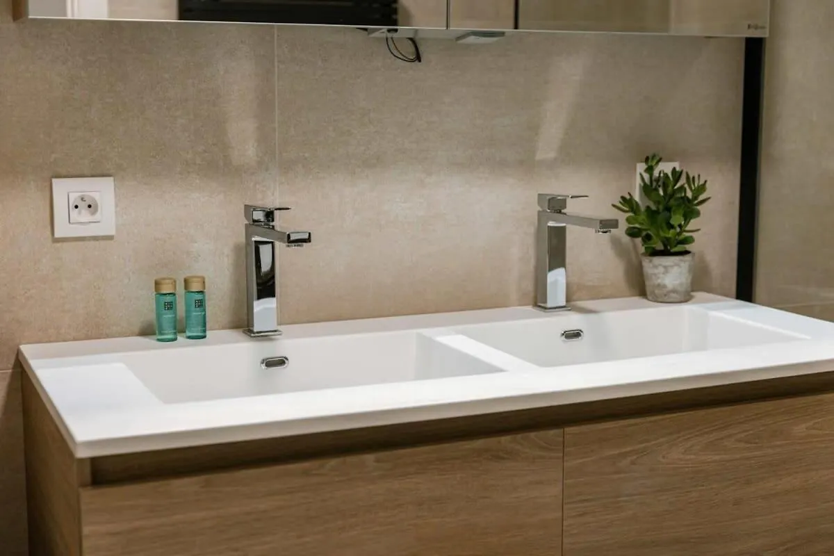 Huswell - Beautiful Apartment Overlooking The Marina Остенде